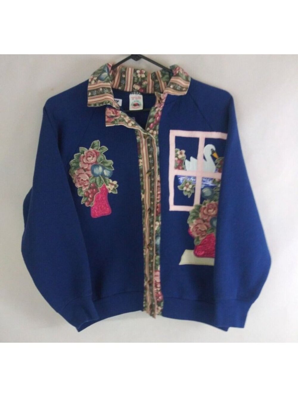 Fruit Of The Loom Ladies Blue Button-Up Sweatshirt With Swan & Floral Design Med